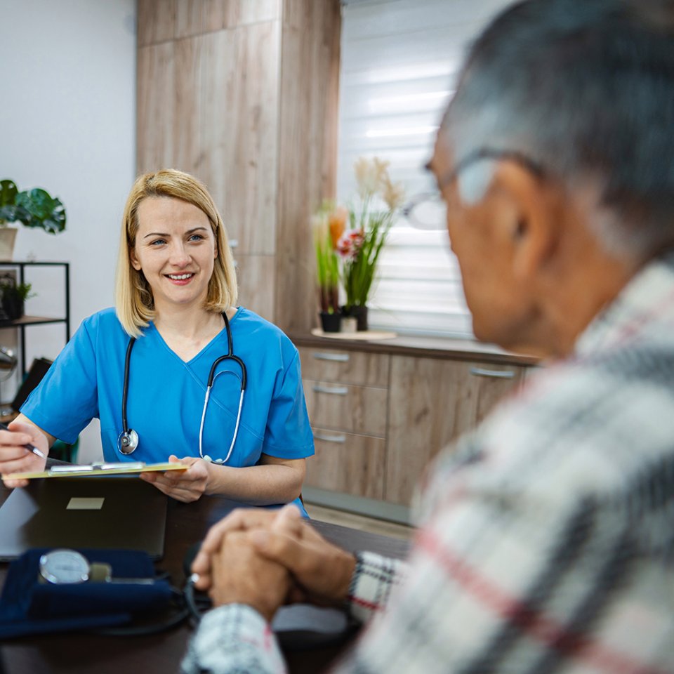 Come viene eseguita la chirurgia del cancro del colon?